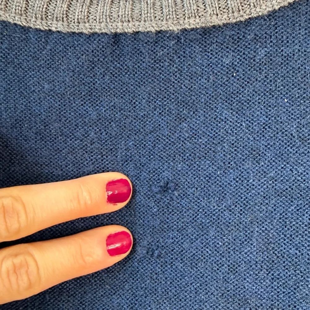 Stio Crew Neck Sweater Merino Wool Blue and Gray size Medium - Picture 3 of 14